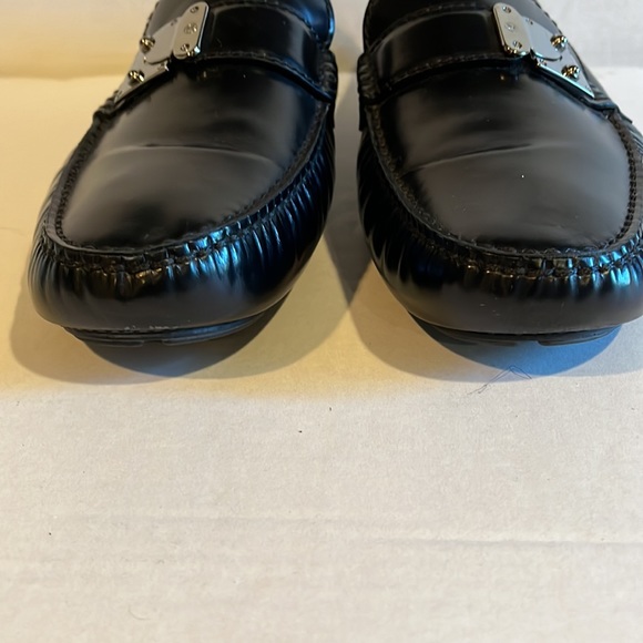 LOUIS VUITTON MENS EMBOSSED LOGO SLIP ON LOAFERS GENUINE LEATHER BLACK 10.5 Wide - Picture 2 of 10
